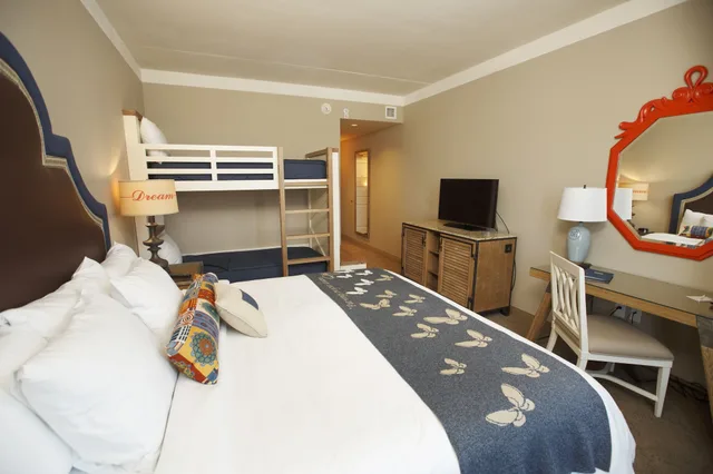 غرفة بسرير كينج وسرير بطابقين لذوي الإعاقة، Dollywood S Dreammore Resort And Spa 2/7