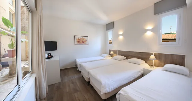غرفة عائلية بأربعة أسرّة، Centrum Hotel 1/5