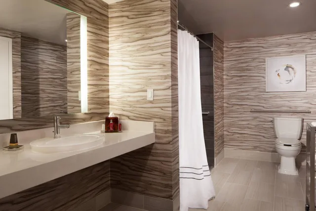 غرفة بسرير كينج، Marriott Research Triangle Park 20/20