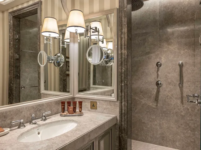غرفة قياسية بسرير مزدوج، Ciragan Palace Kempinski Istanbul 5/7