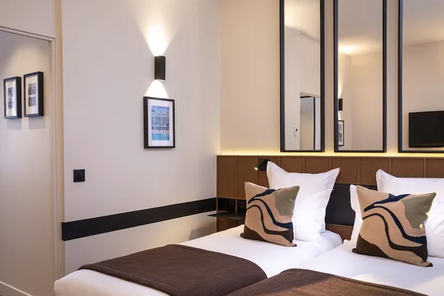غرفة بسرير كوين، Hotel du Port 3/4