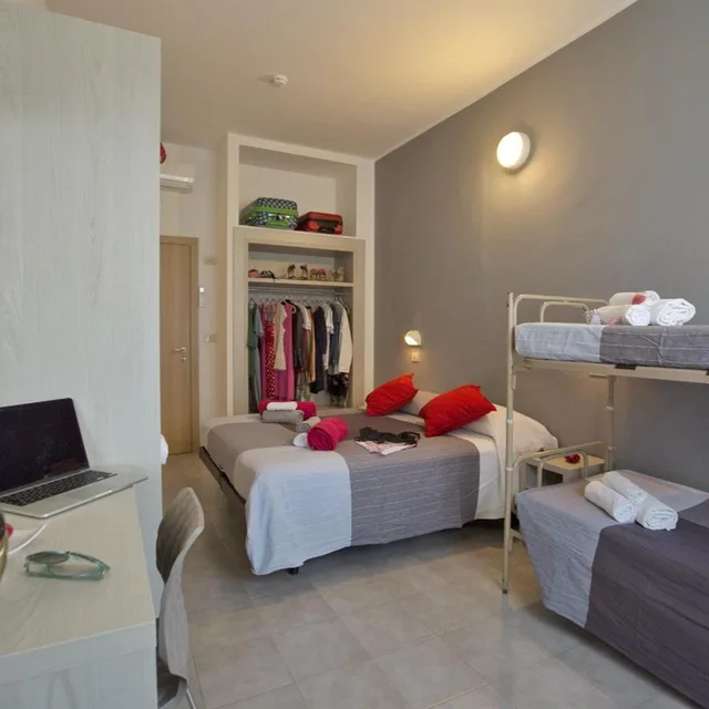 غرفة اقتصادية رباعية، Hotel Sabrina Rimini 5/10