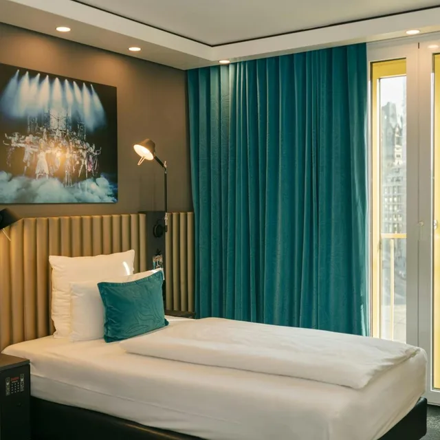 غرفة مفردة، Hotel Motel One Berlin Ku Damm 1/3