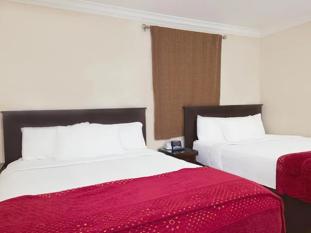 Room, 2 Double Beds, Nite Inn 8/10