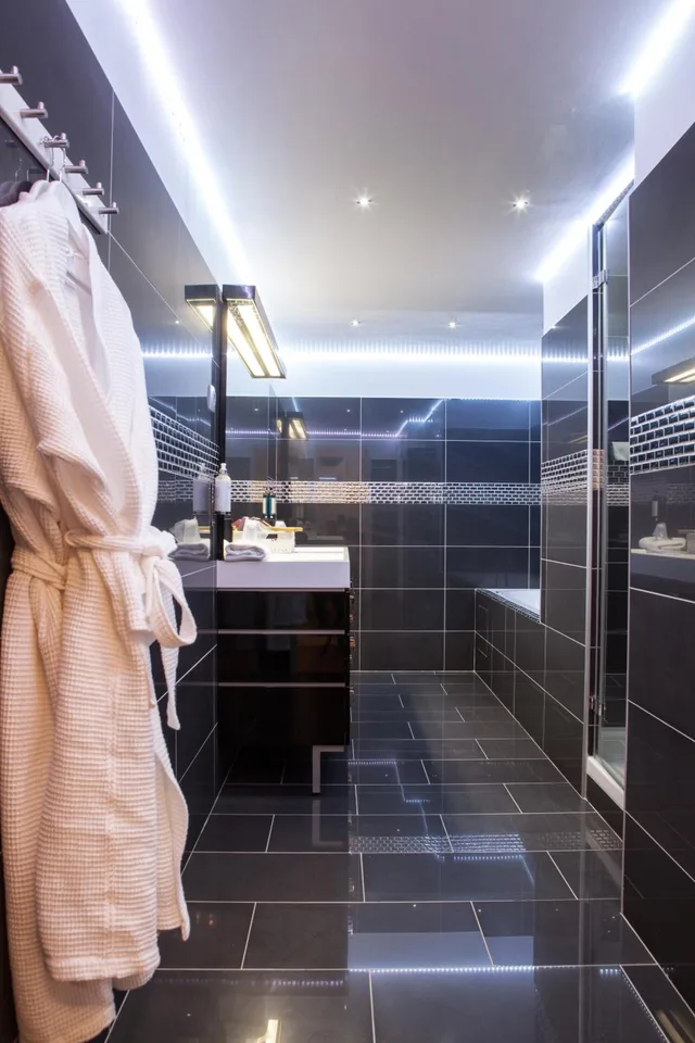 Suite, Double or Twin Bed, HOTEL DE FRANCE 9/10