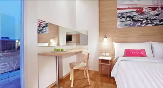 غرفة سوبيريور بسريرين منفصلين، fave plus hotel Palembang 3/4