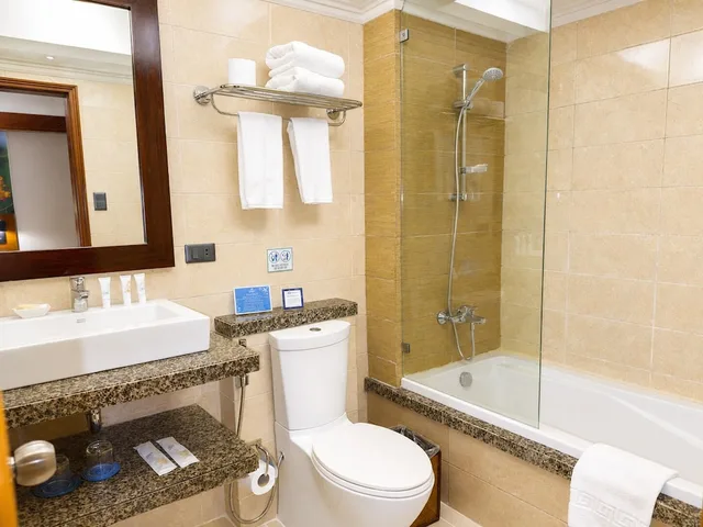 3 Bedrooms, Casita, Family, 5 Beds، Costabella Tropical Beach Hotel 4/6
