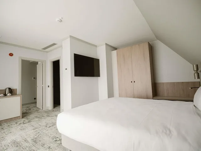 جناح بسرير كينج مع أريكة، Mercure Sibiu Arsenal 1/9