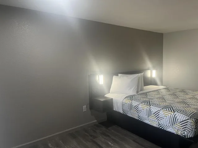 2 Queen Beds Mobil Access Tub Nsmk Micfridge، Motel6 Mccomb Ms 7/16