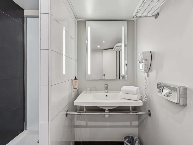 غرفة بريفيليج بسريرين منفصلين، Mercure Paris Porte D'orleans 10/10