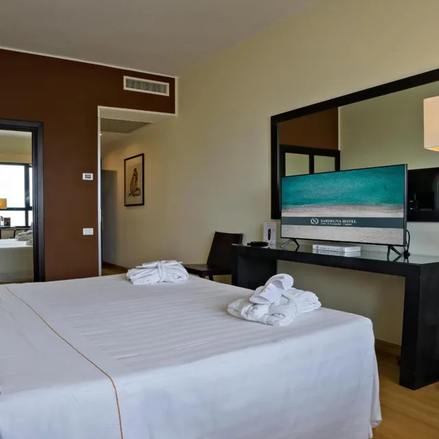 غرفة سوبيريور بسرير مزدوج في الطابق العلوي، SARDEGNA HOTEL 4/10