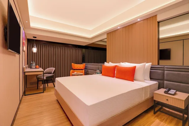غرفة بريميير بسرير كينج، Grand Hometel Malad 1/8