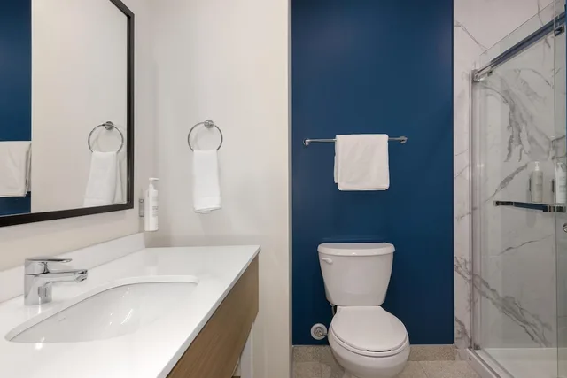 غرفة بسريرين كوين لذوي الإعاقة، Spark by Hilton Montreal Midtown 4/5