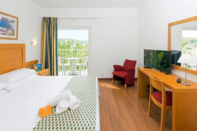 غرفة بسرير مزدوج أو سريرين منفصلين، Tangerine by Honne Hotels - Adults Only 3/9