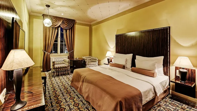 جناح جونيور بسرير مزدوج، Grandezza Hotel Luxury Palace 1/4