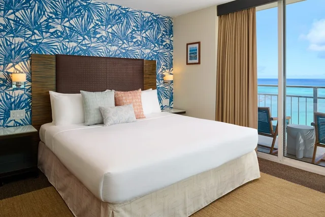 Room, King Bed, Ocean Front، Kaimana Beach Hotel 1/4
