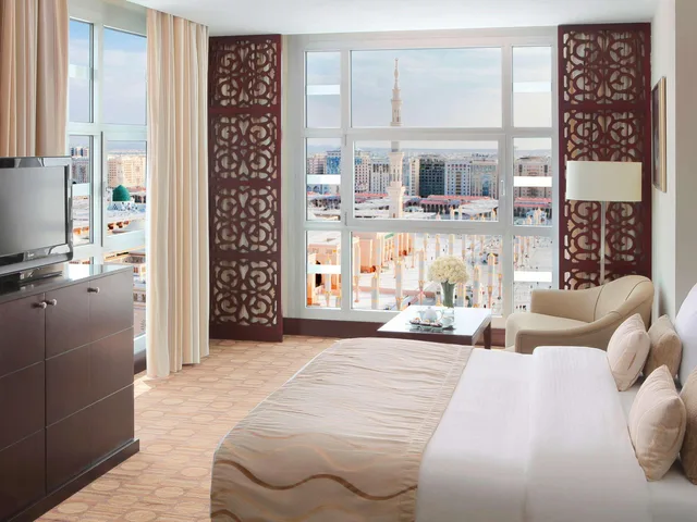 جناح، أنوار المدينة موفنبيك(Anwar Al Madinah Movenpick) 1/2