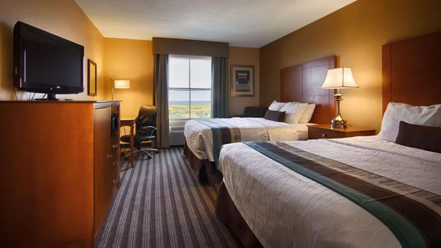 جناح بسريرين كوين، Best Western Plus Seawall Inn and Suites By The Beach 2/2