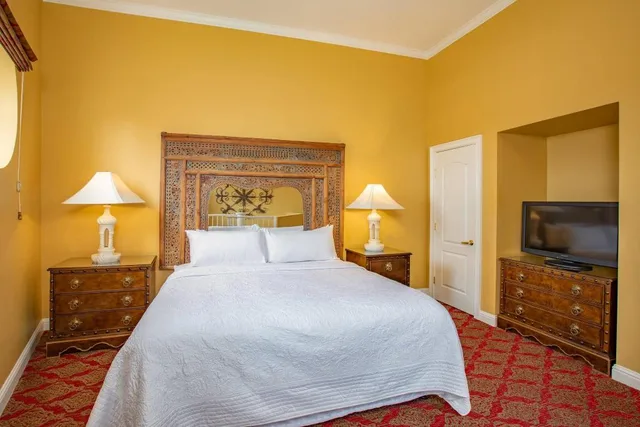1 Bedroom, Bi Level, Loft, Suite, King Bed, Sofa، Casa Monica Resort & Spa, Autograph Collection 2/5