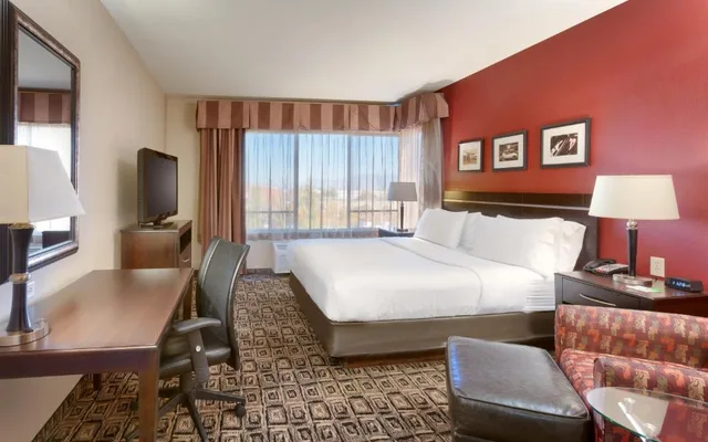 غرفة بريميوم، Holiday Inn Hotel & Suites Salt Lake City-Airport West 1/1
