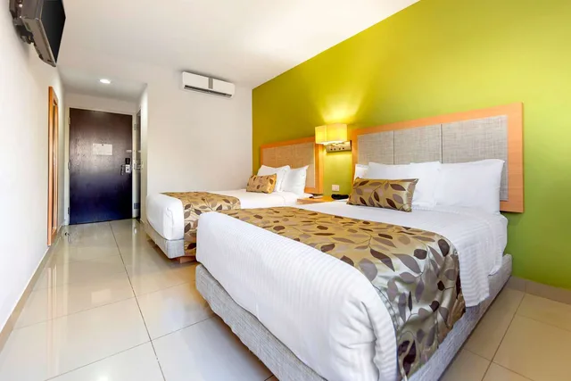 غرفة بسريرين مزدوجين، Sleep Inn Culiacan, SIN 1/5