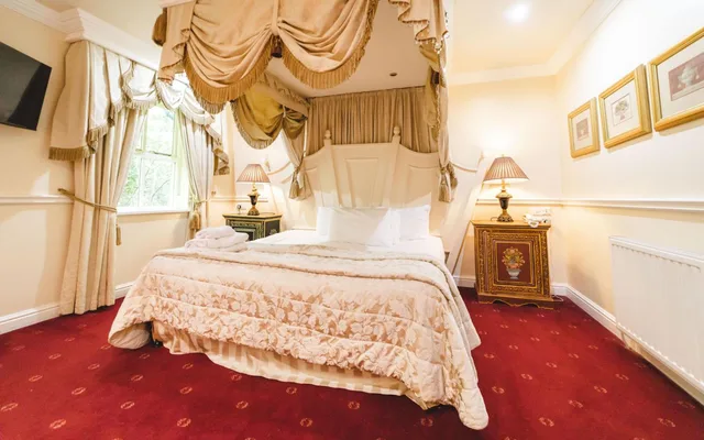 غرفة عائلية، Grange Hotel 1/9