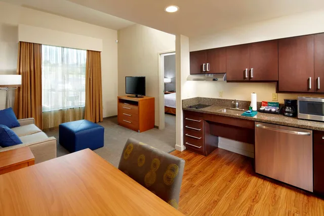 جناح استوديو بسرير كينج لذوي الإعاقة، Homewood Suites by Hilton Pittsburgh Airport Robinson Mall Area PA 2/2