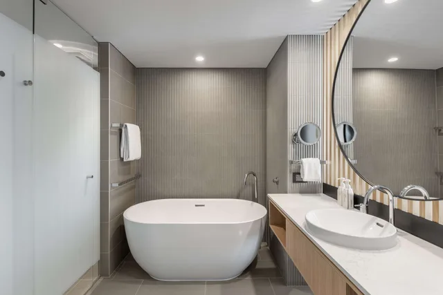 جناح بريميير بسرير كينج، Vibe Hotel Adelaide 4/8