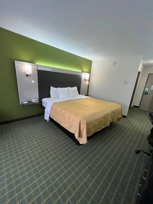 غرفة بسرير كينج لذوي الإعاقة، Quality Inn Seekonk-Providence 5/8