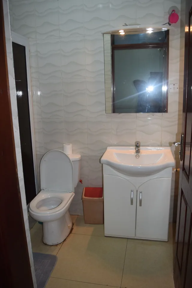 غرفة قياسية بسرير كوين بإطلالة على البحر في الطابق الأرضي، Coconut Pointe Beach Resort 6/8