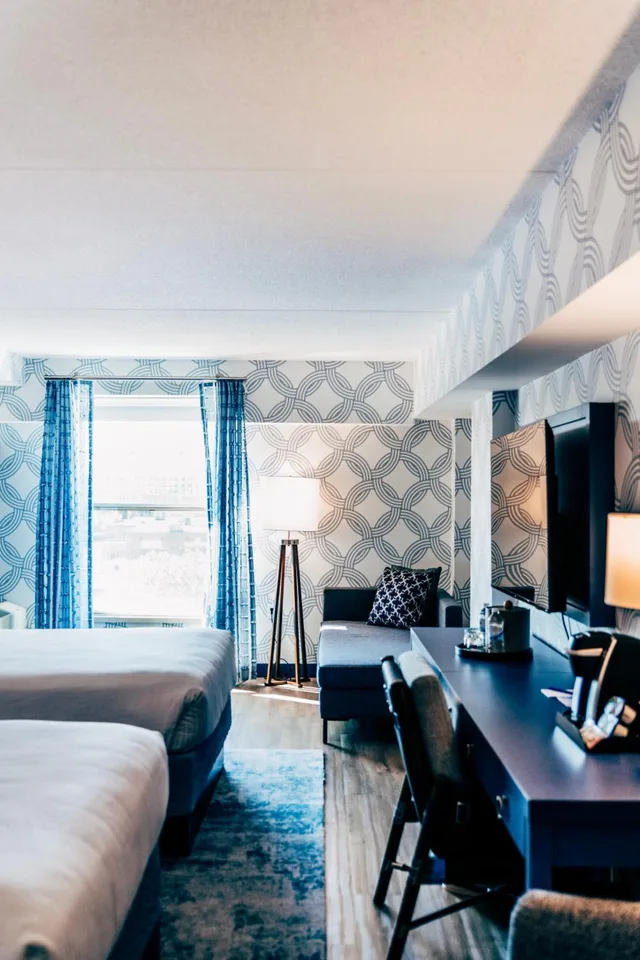 غرفة سوبيريور بسرير كوين، Salem Waterfront Hotel and Suites 2/4