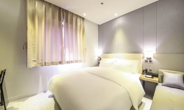 غرفة قياسية بسرير مزدوج، Brooks Hotel 2/5