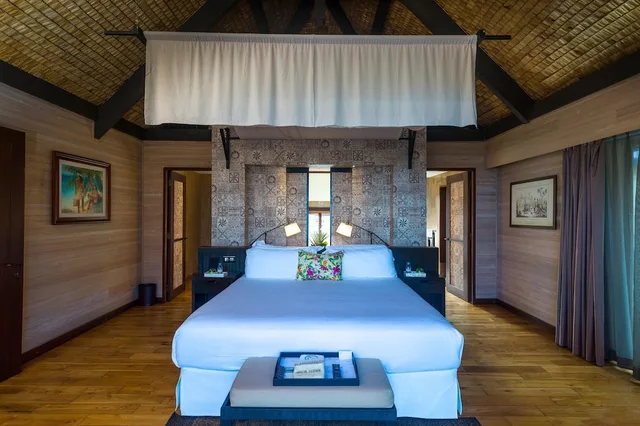 فيلا بسرير كينج بإطلالة على البحر بغرفة نوم واحدة، The St Regis Bora Bora Resort 4/4