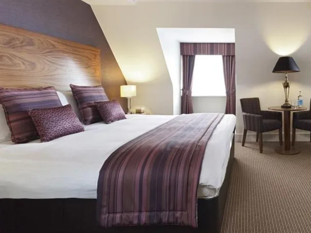 غرفة، The Boleyn Hotel 3/3