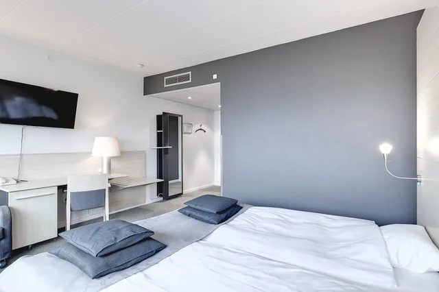 غرفة قياسية بسريرين منفصلين، Radisson Blu Papirfabrikken Hotel Silkeborg 2/5