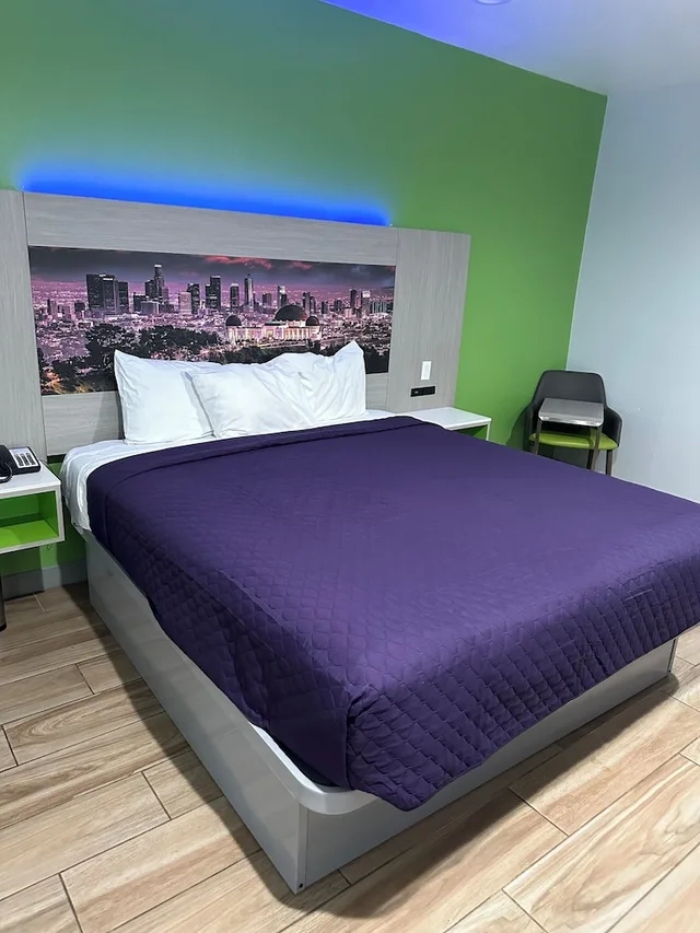 غرفة قياسية بسرير كينج، Garden Inn San Gabriel 1/10
