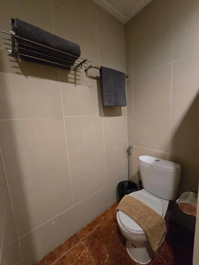 غرفة عائلية، Hotel Marilyn Serpong - Tangerang Selatan 3/5
