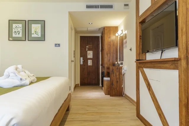 غرفة ديلوكس بسرير مزدوج، Le Charcoa Hotel 8/10