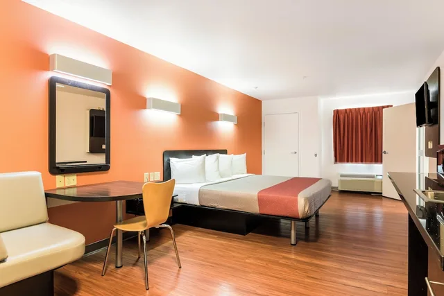 غرفة قياسية بسرير مزدوج لذوي الإعاقة، Motel6 Wilkes Barre, PA - Arena 6/10