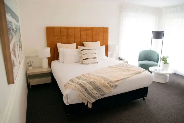 جناح بسرير كينج بشرفة، Best Western Plus Apollo International Hotel 4/6