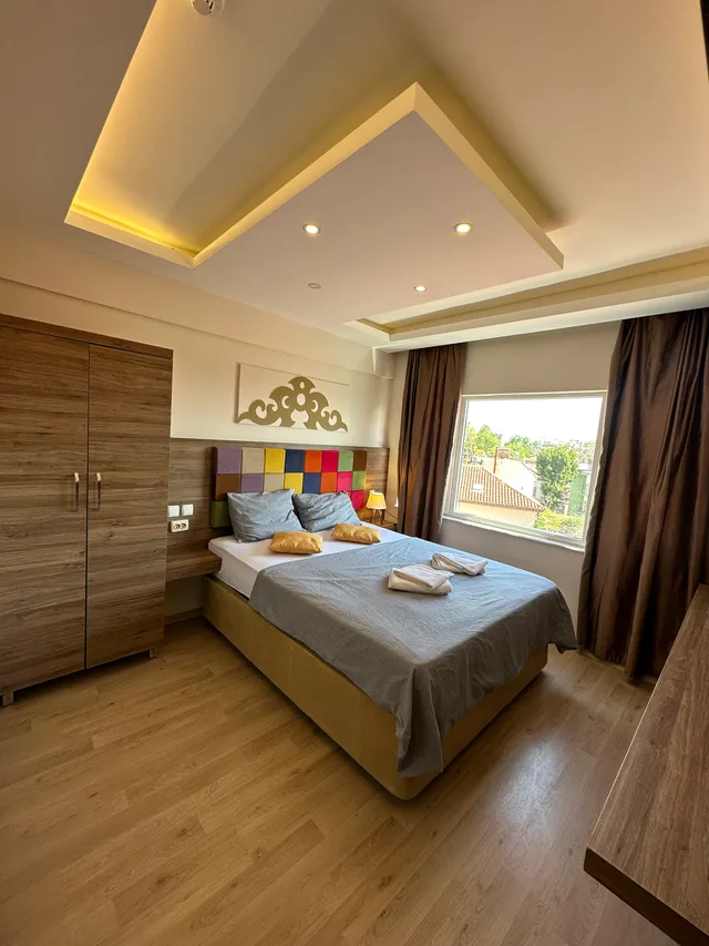 Standard, Double Bed, Twenty Hotel 2/9