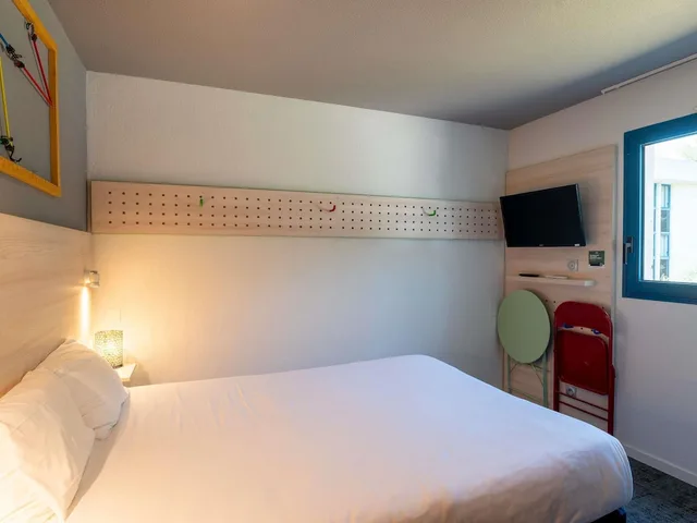 Pure, Double Bed، Greet Hotel Bordeaux Aeroport 4/10