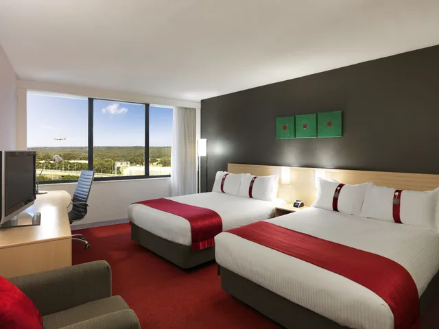 غرفة قياسية بسريرين مزدوجين، Holiday Inn Melbourne Airport 4/8