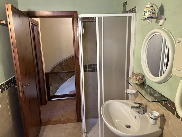 شقة عائلية بسرير مزدوج بإطلالة على الحديقة مع أريكة، Agriturismo Villa Cefala 3/3