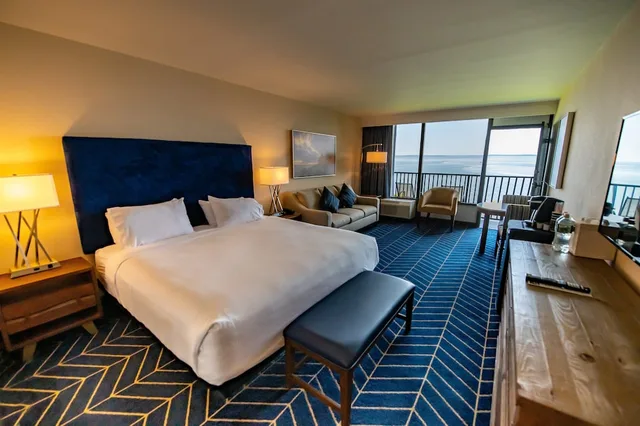 Premium, King Bed, Ocean Front، Holiday Inn Resort Bar Harbor Acadia Natl Park 3/7