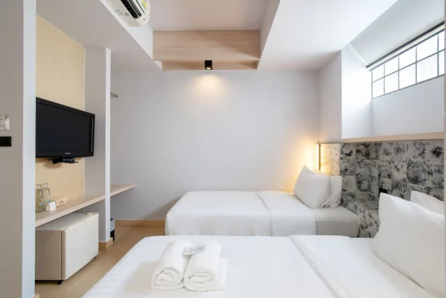 Skylight, City, Twin Beds, Metz Pratunam Hotel 4/10