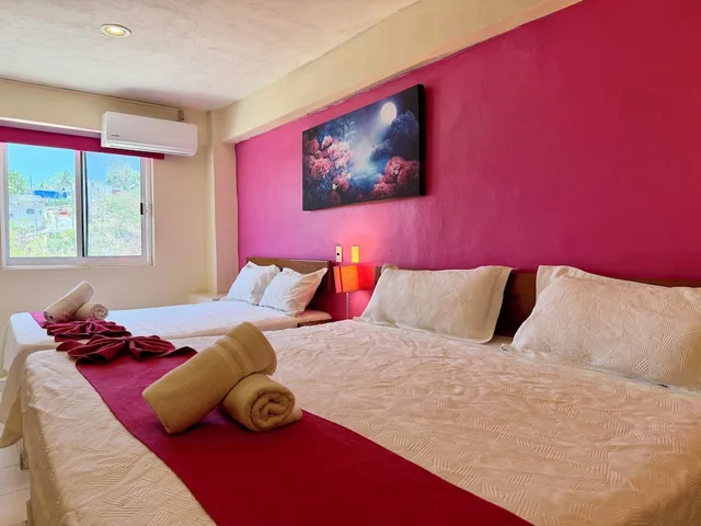 1 Bedroom, Family, King and Queen Bed, Barranquilla Hotel 2/10