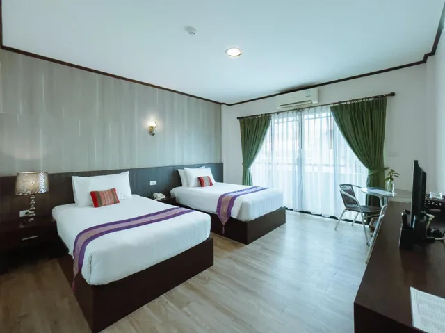 غرفة سوبيريور بسريرين منفصلين، Royal Nakhara Hotel Nongkhai 5/7