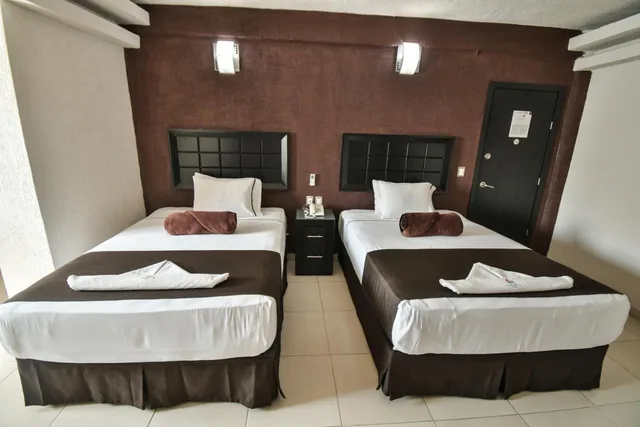 غرفة سوبيريور كبيرة، Hotel Portonovo Plaza Guadalajara 6/10