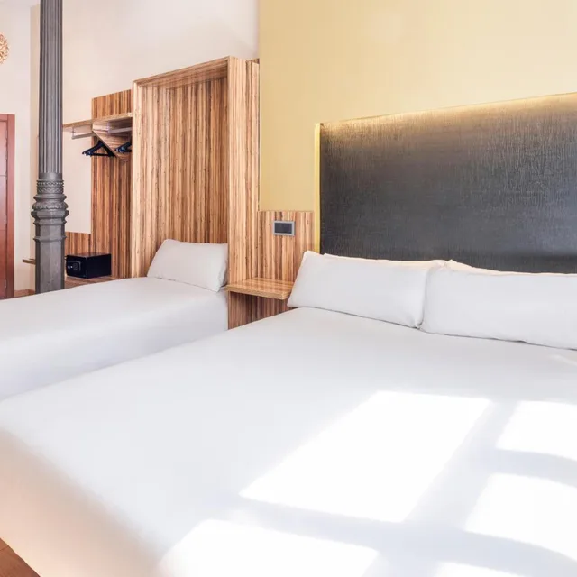 غرفة عائلية في الطابق الأرضي، B&B HOTEL Madrid Centro Plaza Mayor 2/5